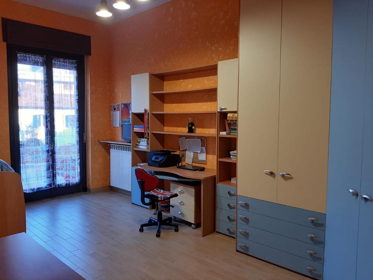 Luxe Apartment Near Milano, Rho Fiera E Mxp ブスト・アルシーツィオ エクステリア 写真