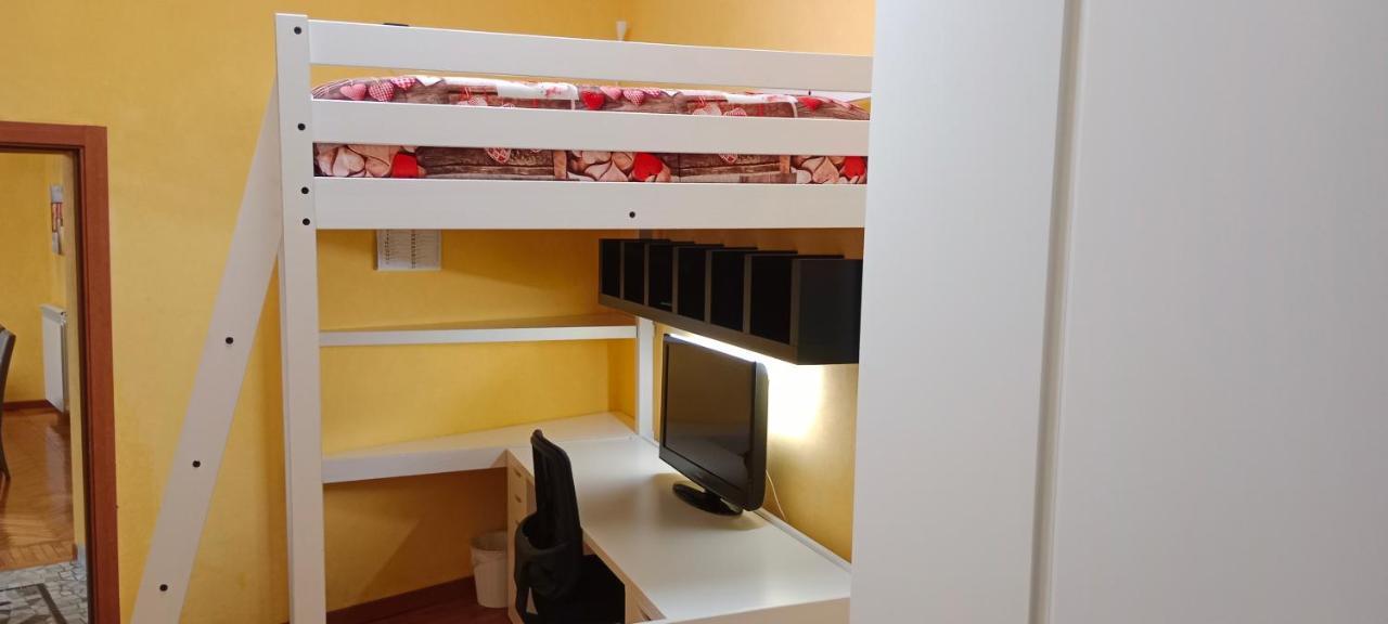 Luxe Apartment Near Milano, Rho Fiera E Mxp ブスト・アルシーツィオ エクステリア 写真