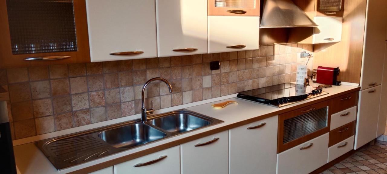Luxe Apartment Near Milano, Rho Fiera E Mxp ブスト・アルシーツィオ エクステリア 写真
