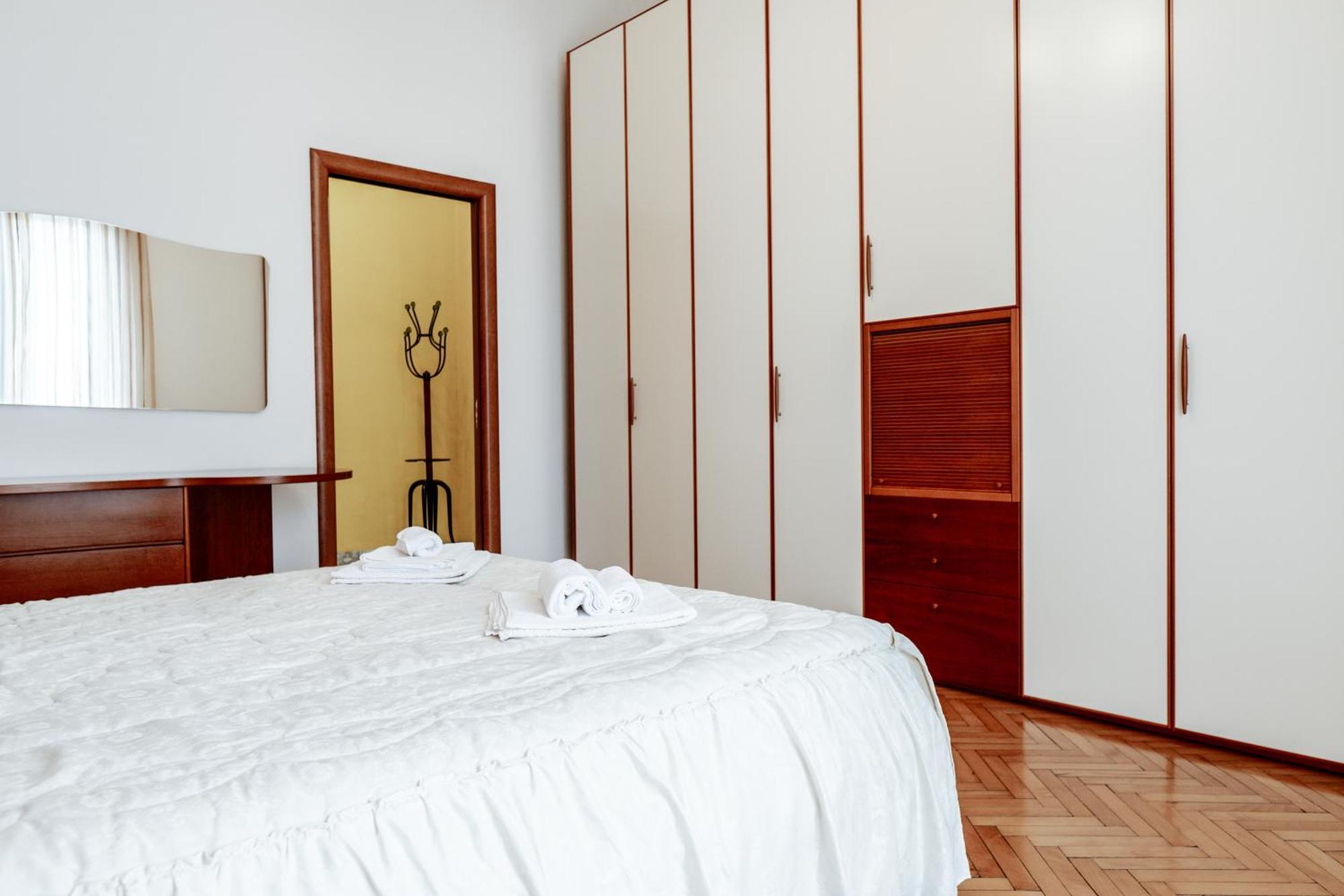 Luxe Apartment Near Milano, Rho Fiera E Mxp ブスト・アルシーツィオ エクステリア 写真